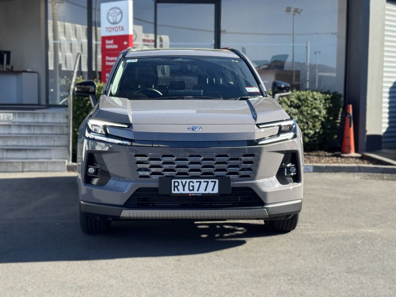 Vehicle image 2