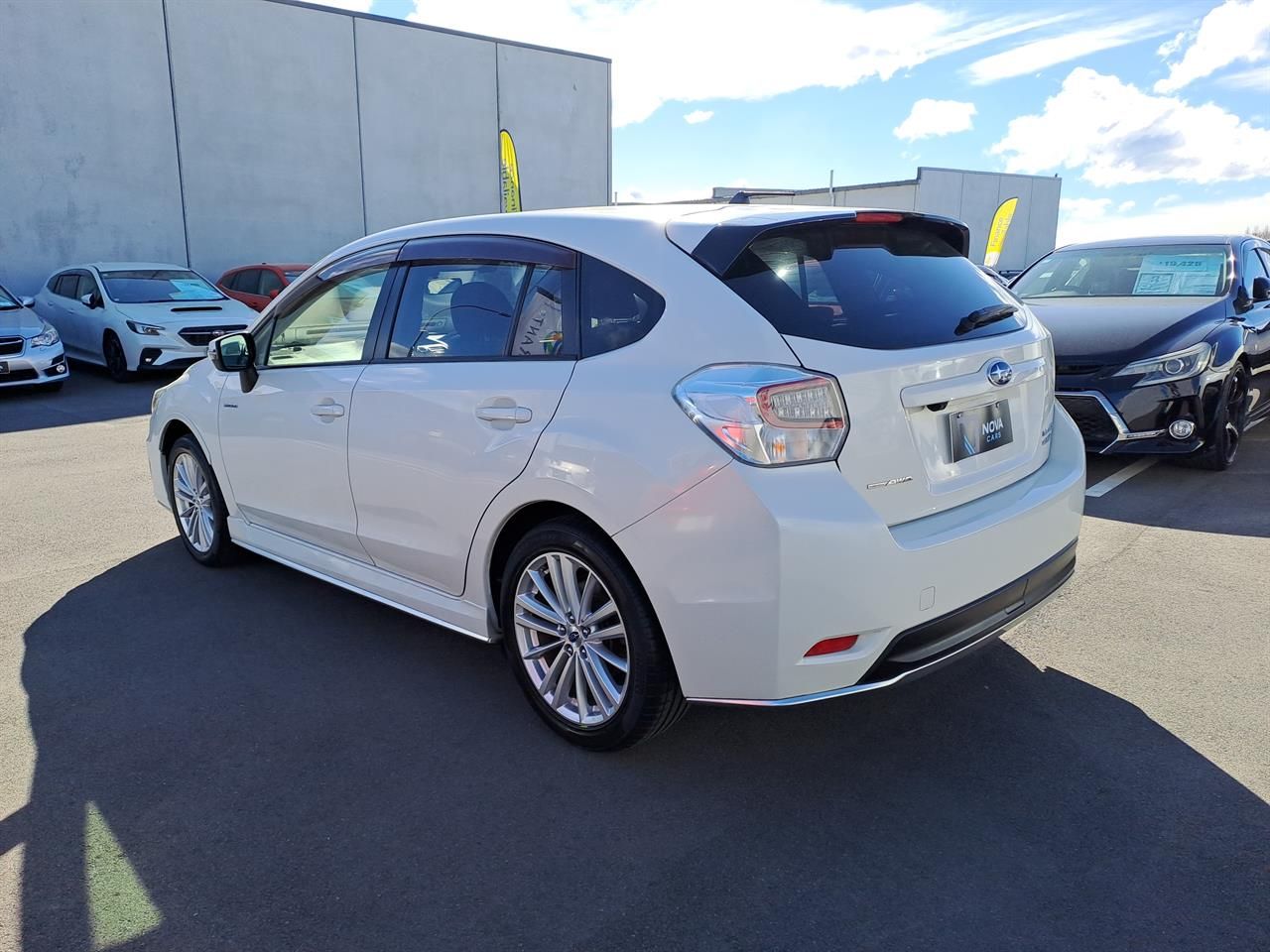 Vehicle image 5