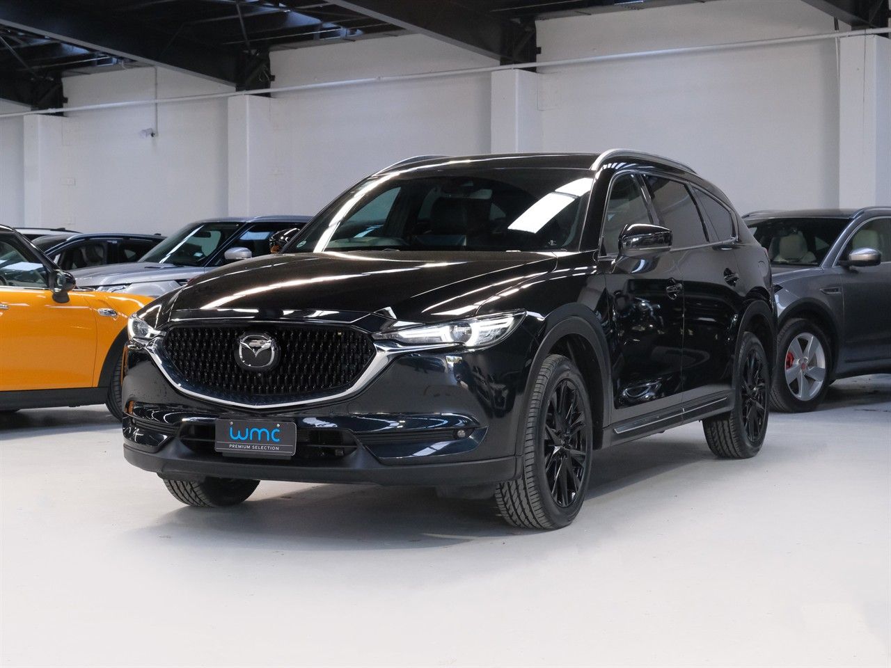 Vehicle image 4
