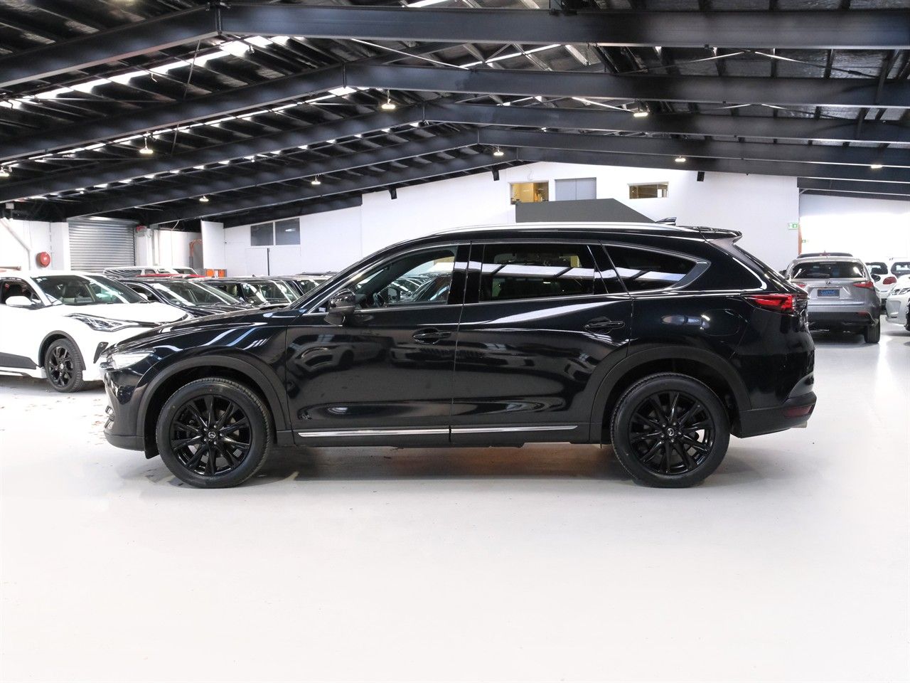 Vehicle image 5