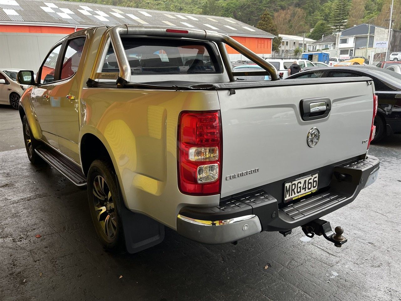 Vehicle image 4