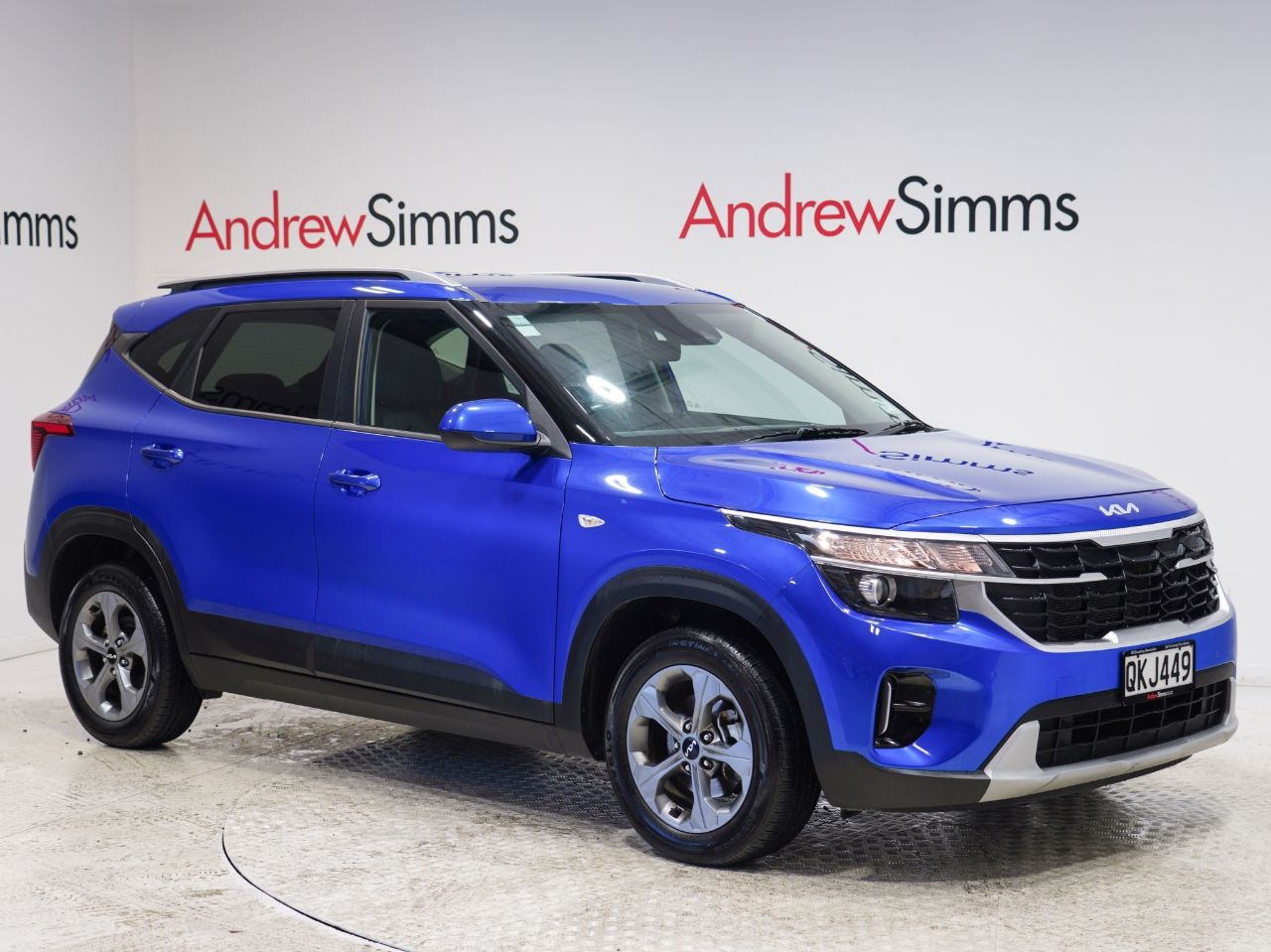 Vehicle image 1