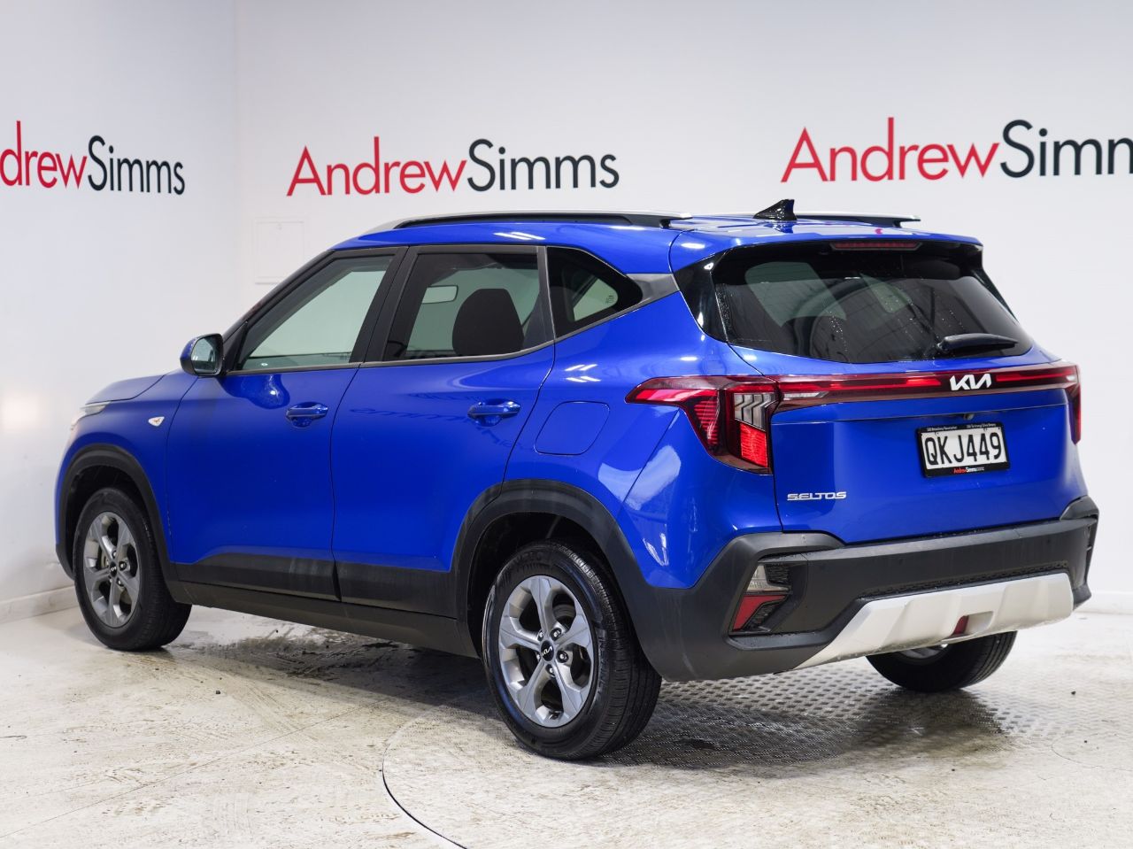 Vehicle image 2