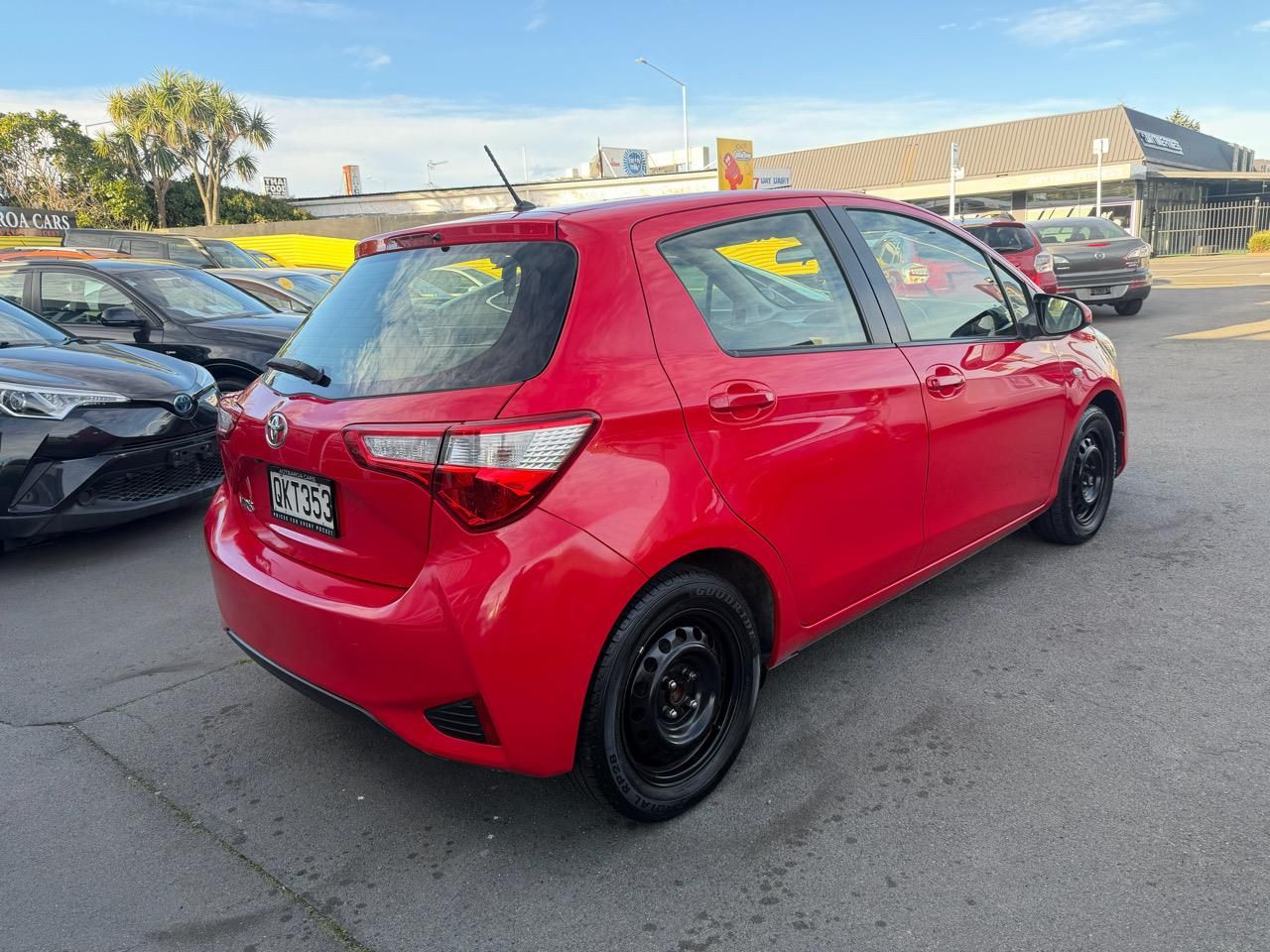 Vehicle image 5