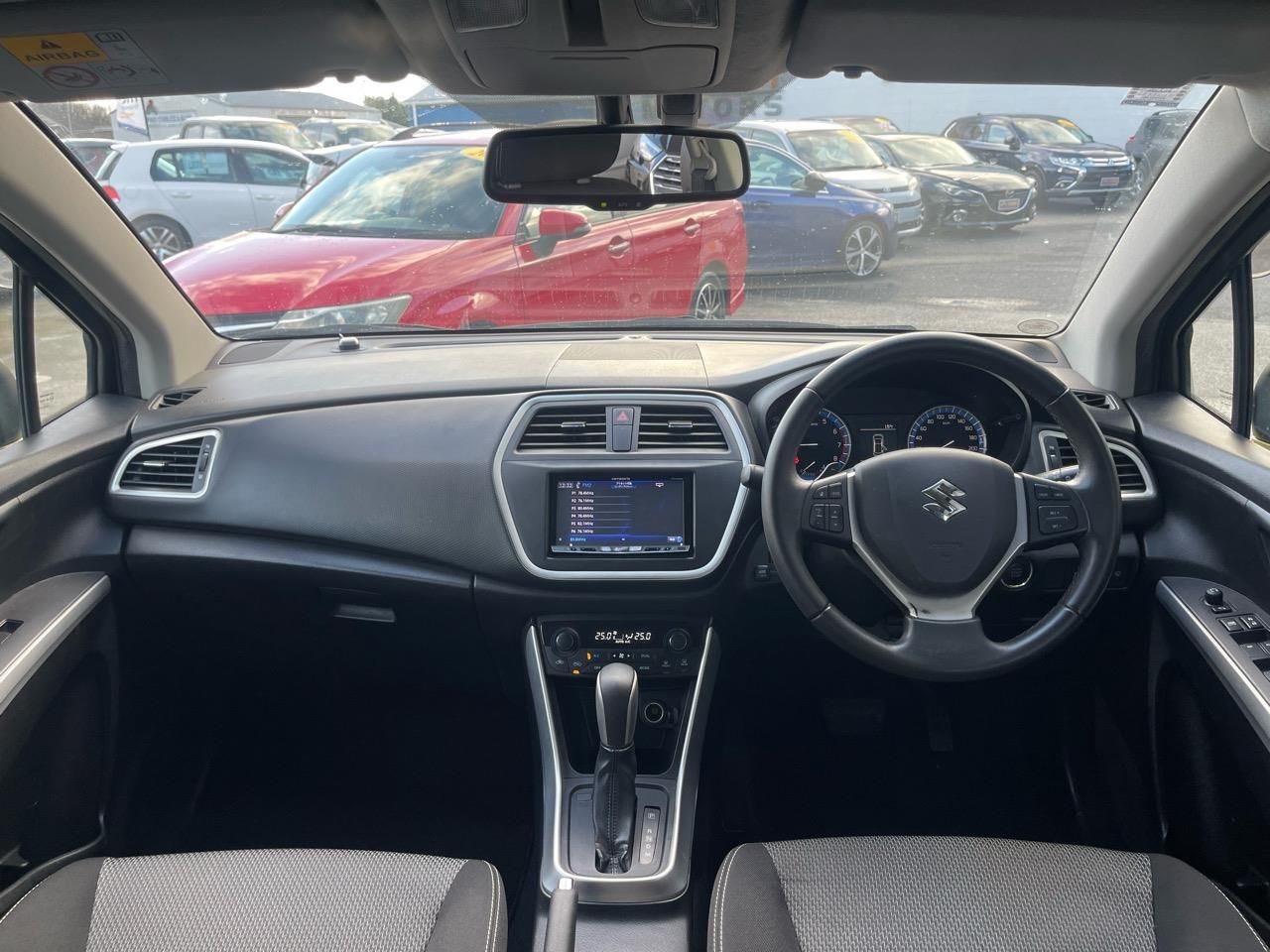 Vehicle image 3