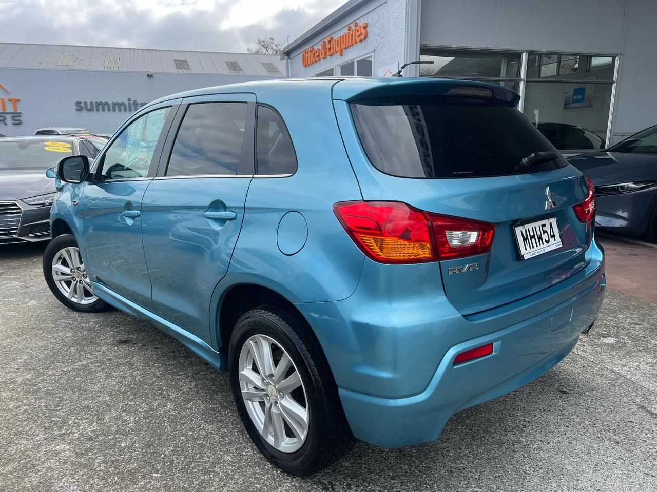 Vehicle image 2