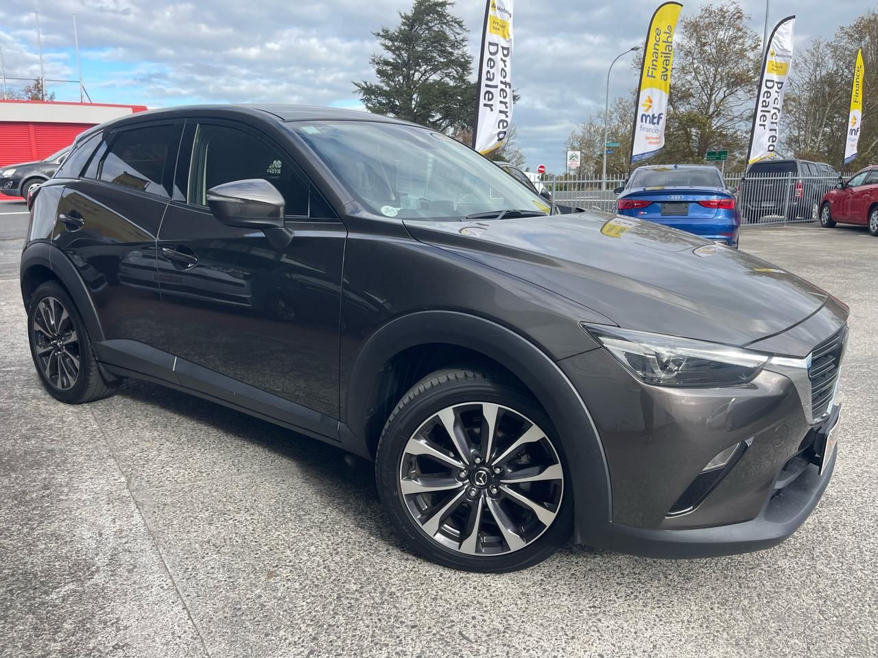 Vehicle image 1