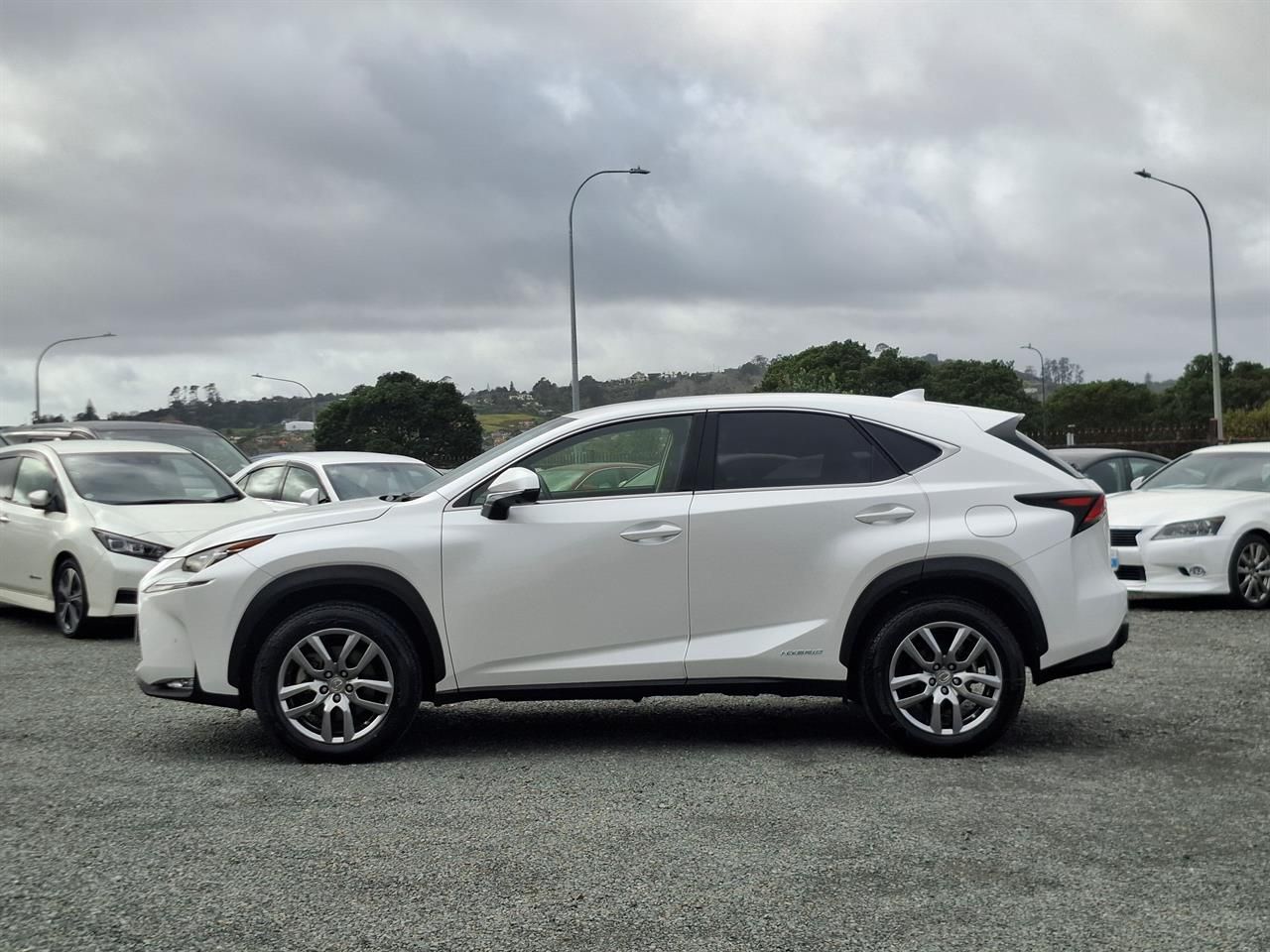 Vehicle image 4