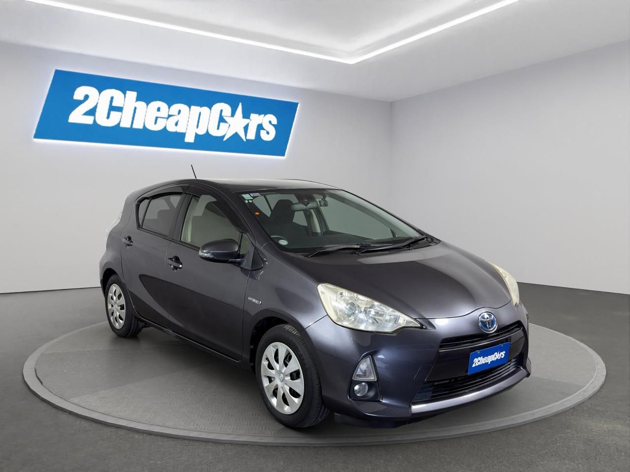 Vehicle image 3