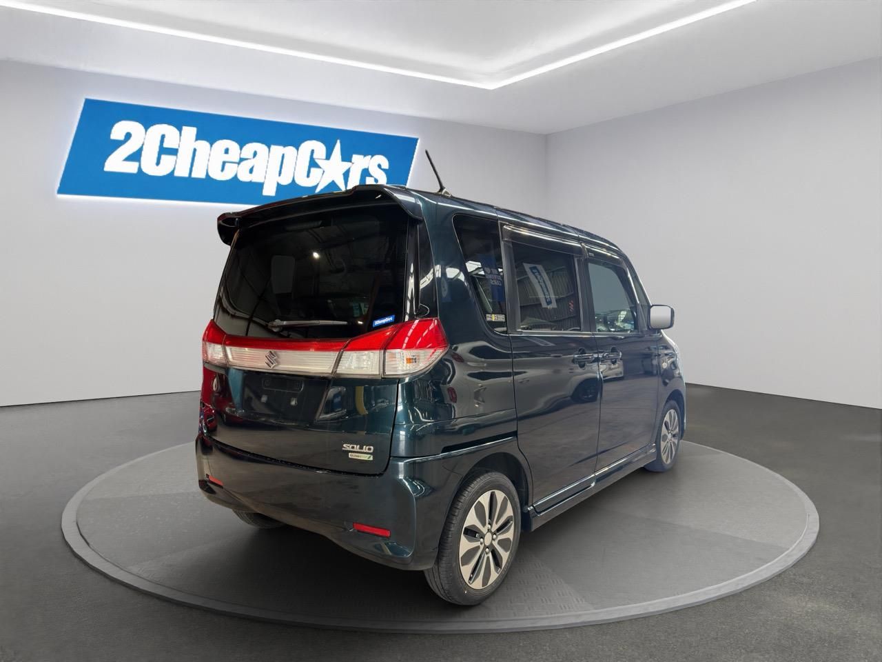 Vehicle image 5