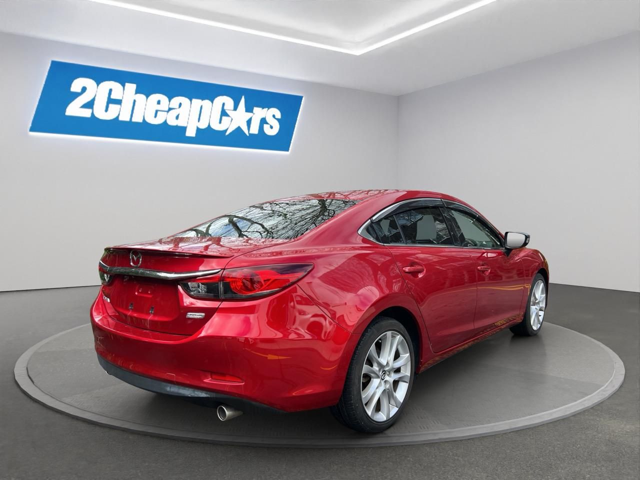 Vehicle image 5