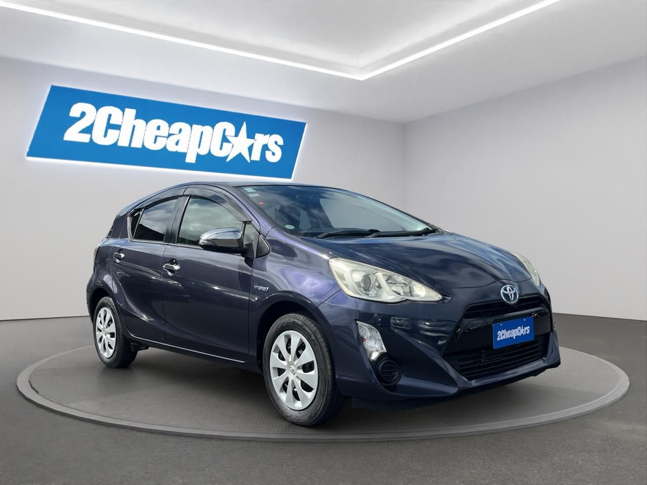Vehicle image 3