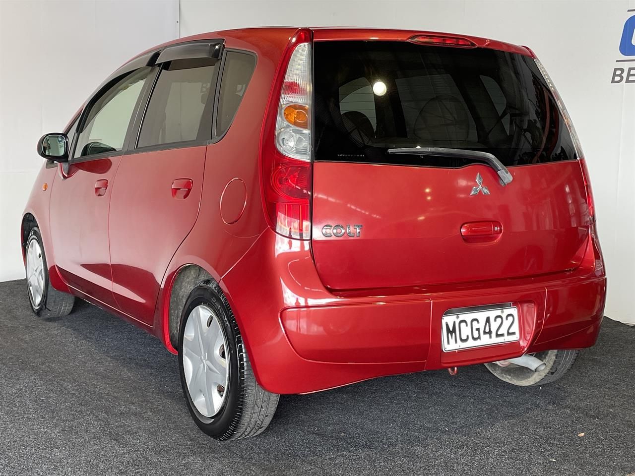 Vehicle image 4