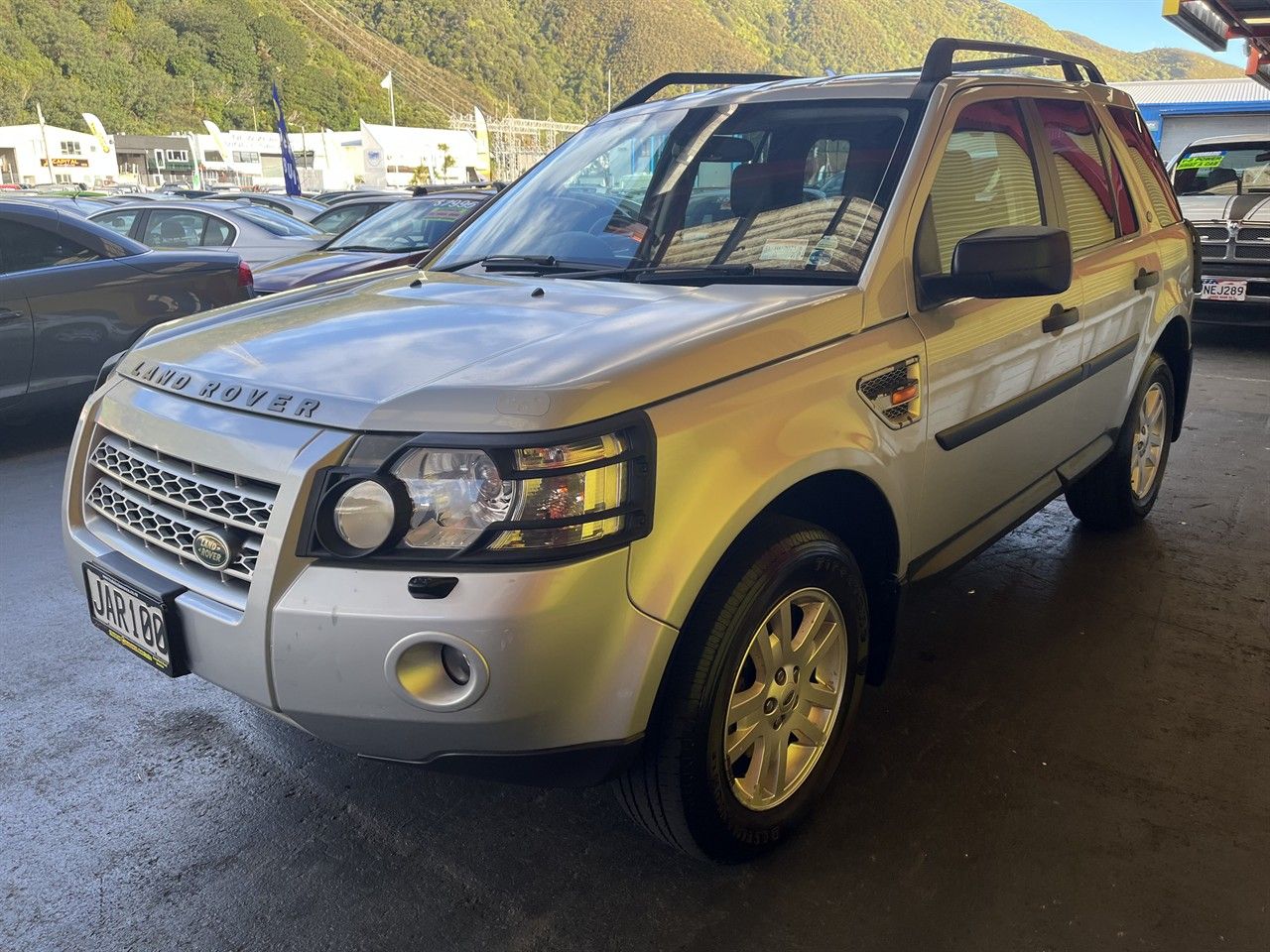 Vehicle image 3