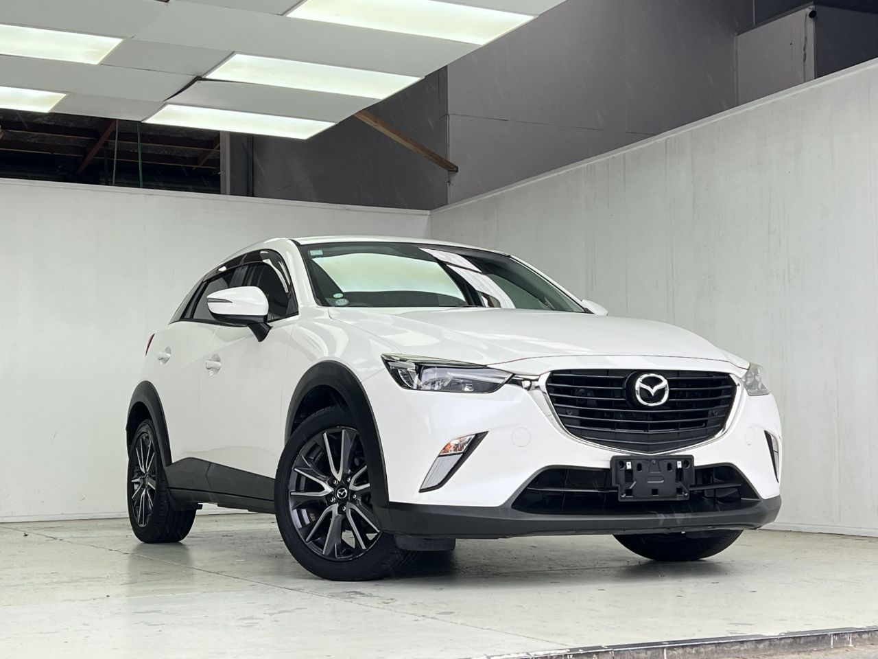 Vehicle image 3