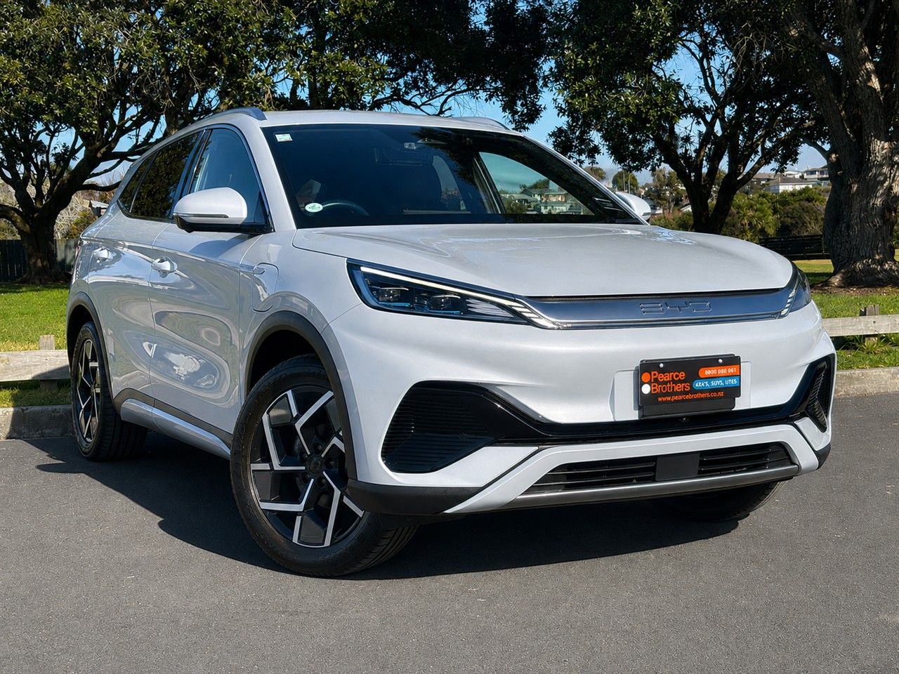 Vehicle image 1