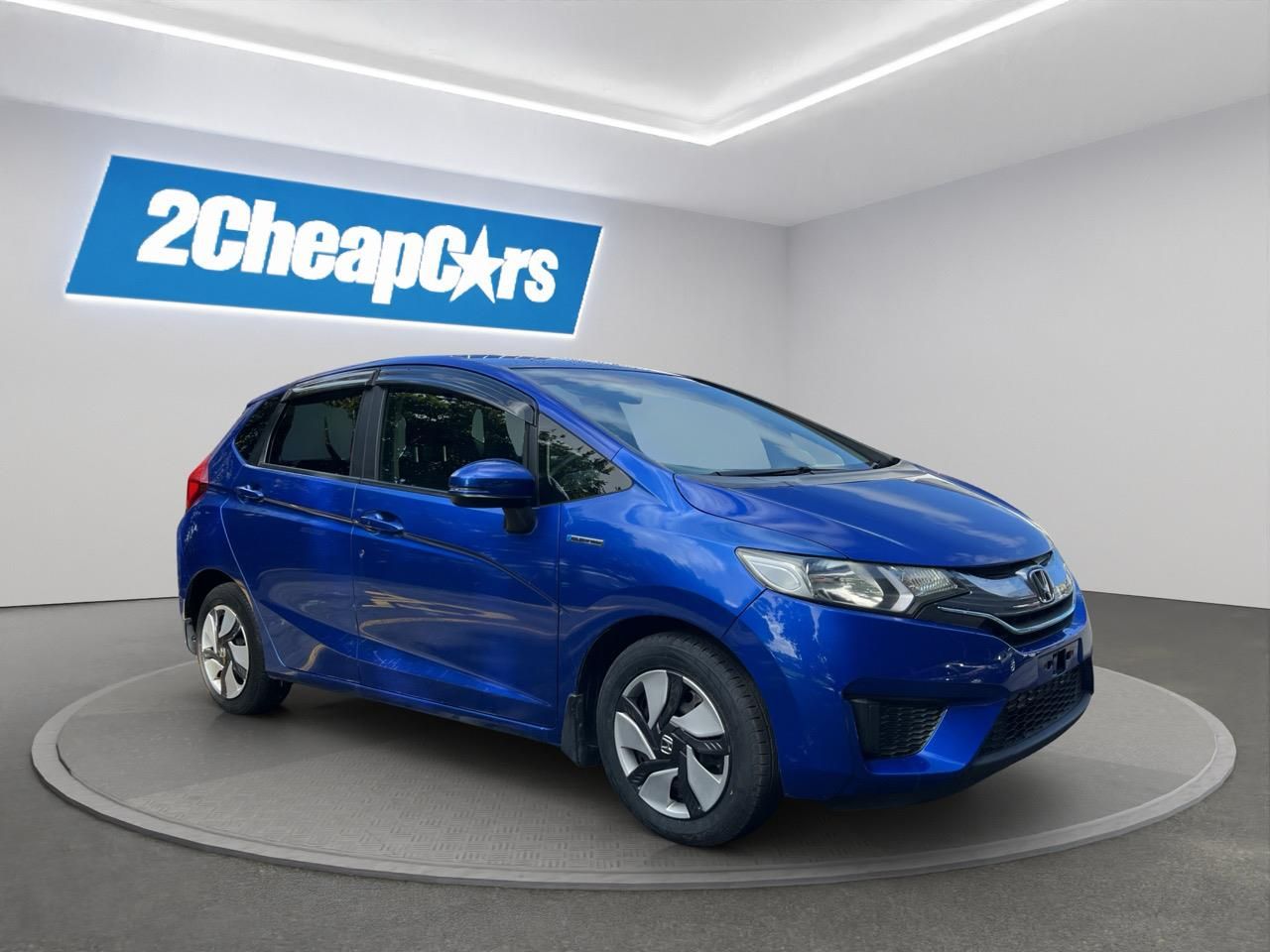 Vehicle image 3