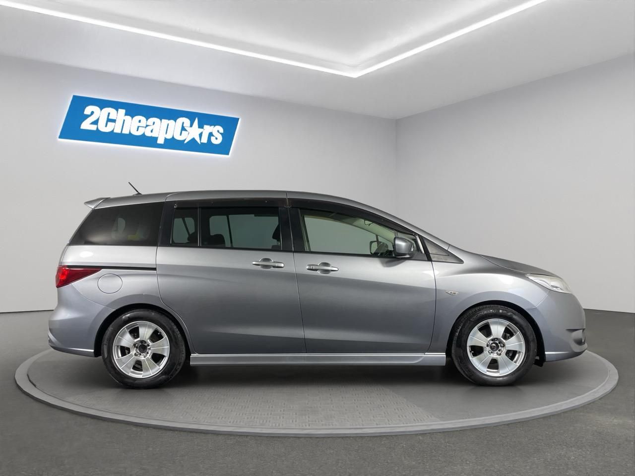 Vehicle image 4