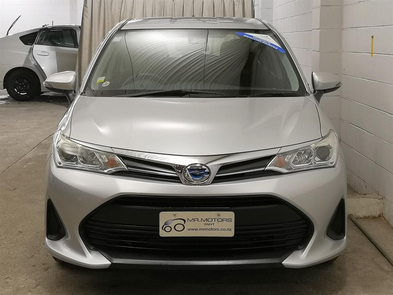 Vehicle image 4
