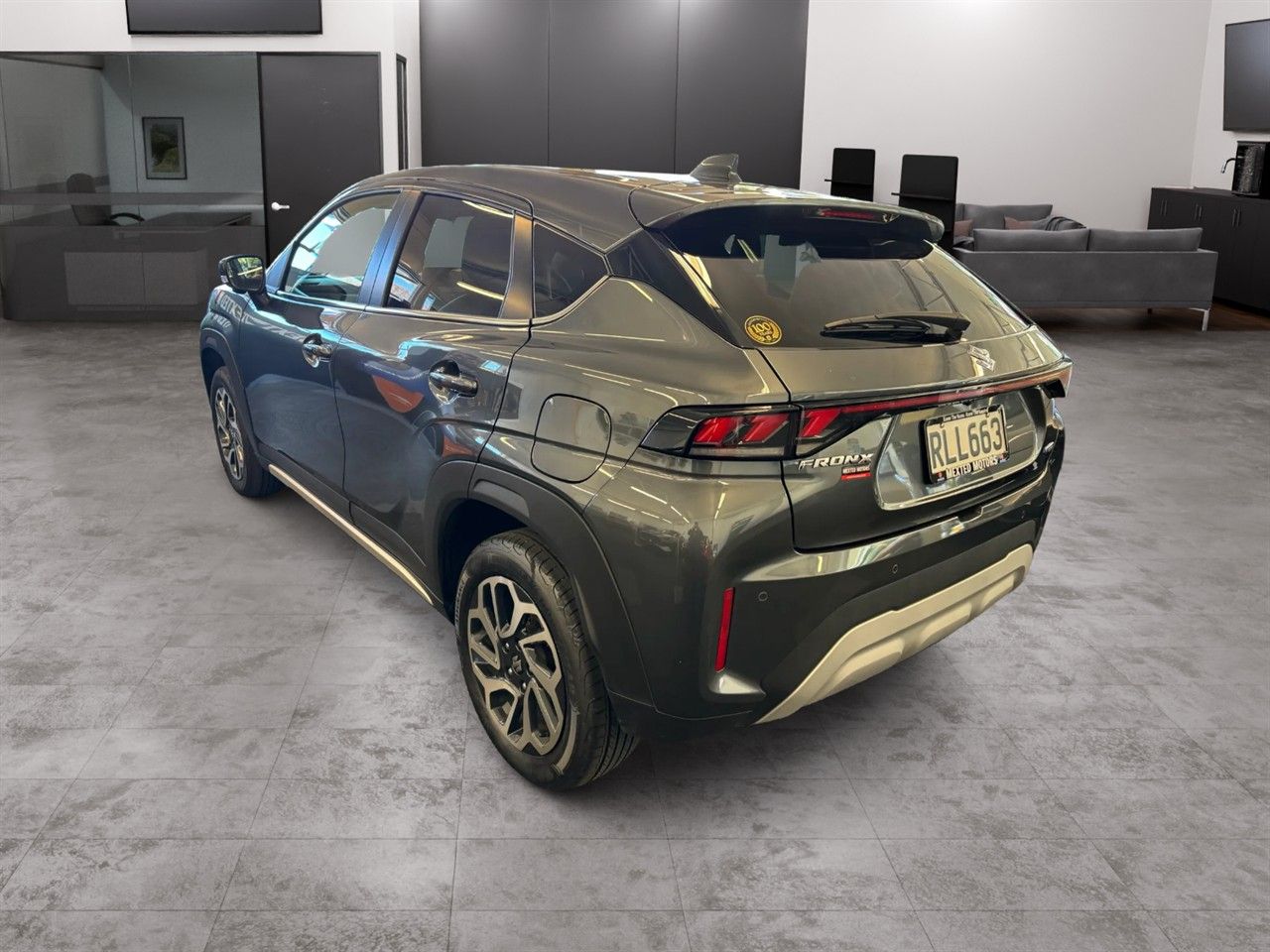 Vehicle image 4