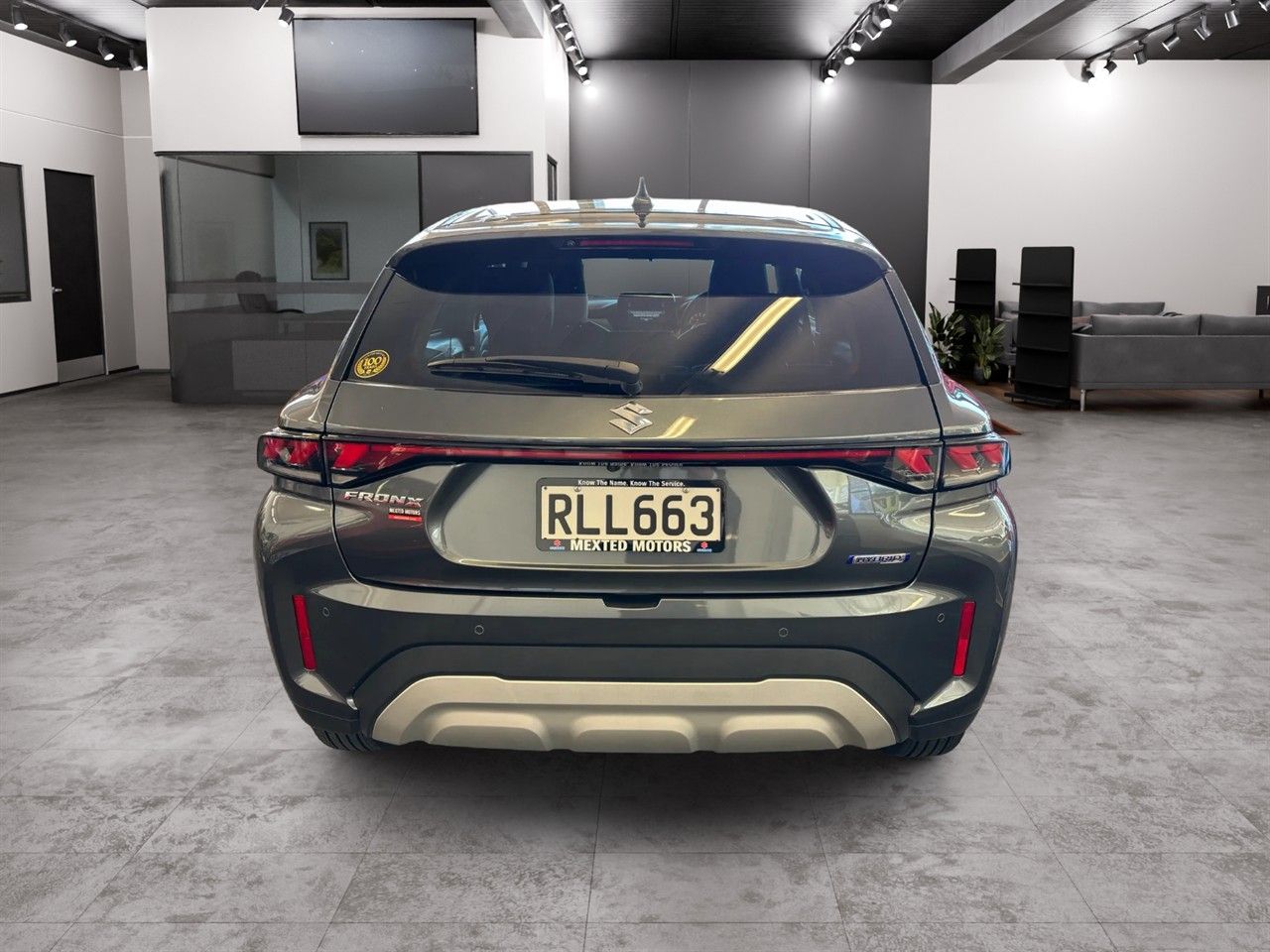Vehicle image 5