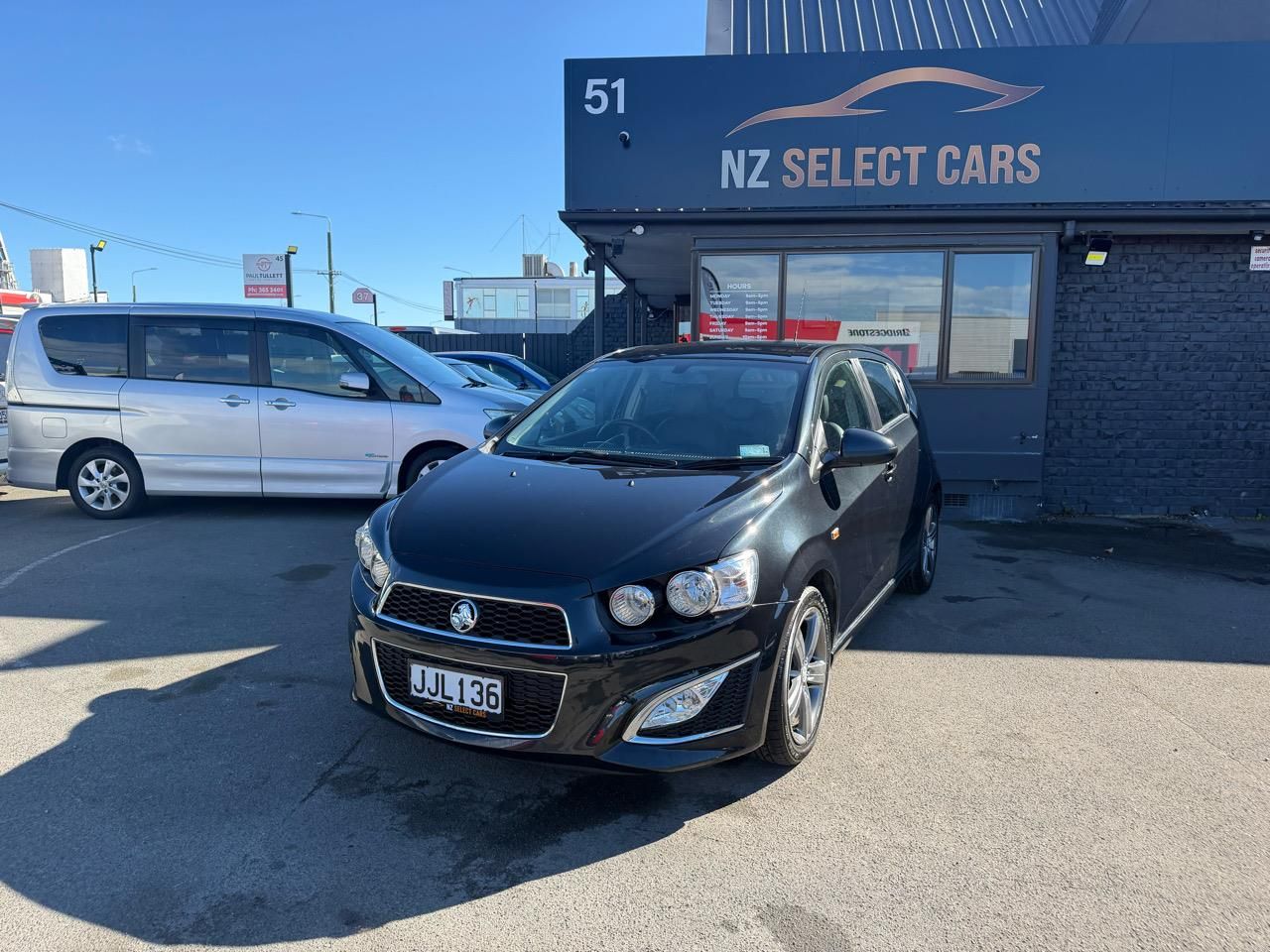 Vehicle image 3