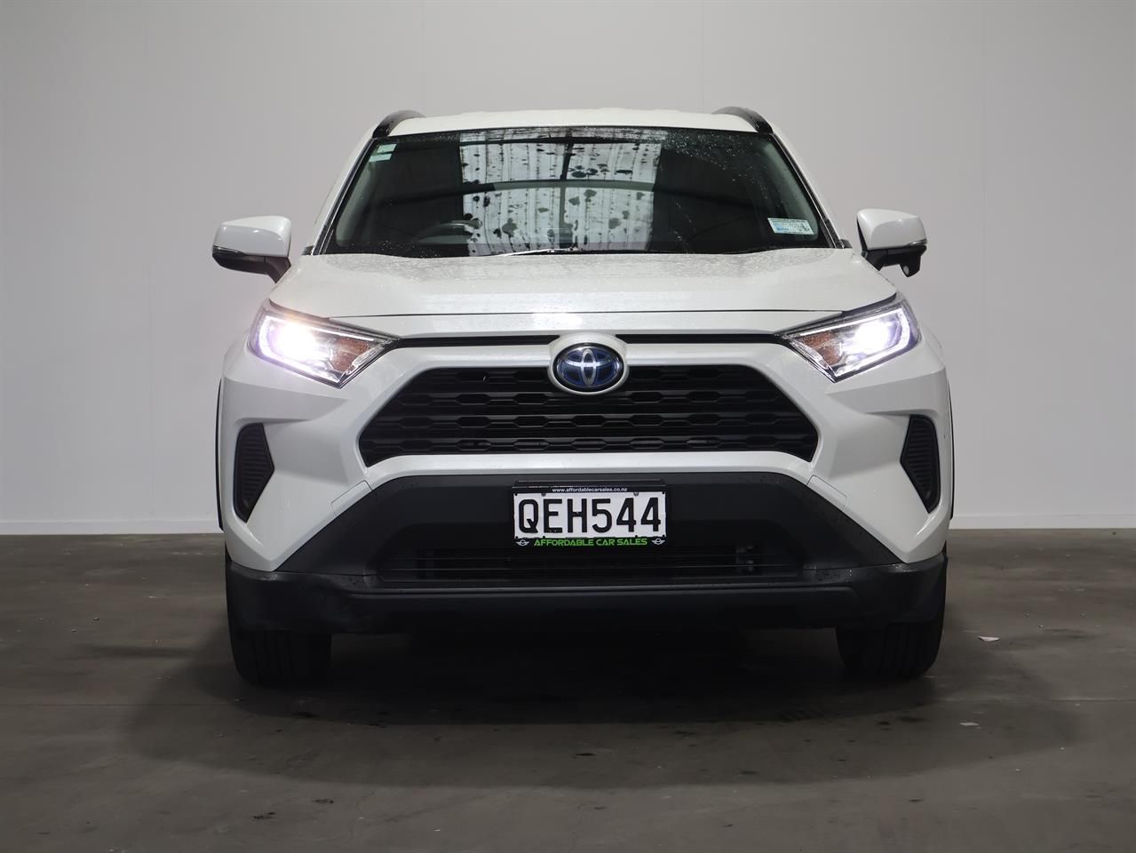 Vehicle image 2