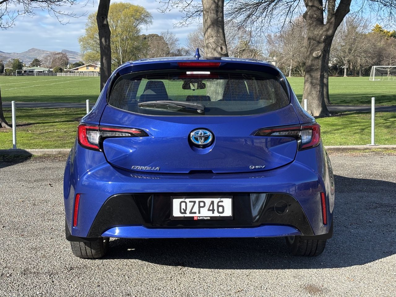 Vehicle image 4