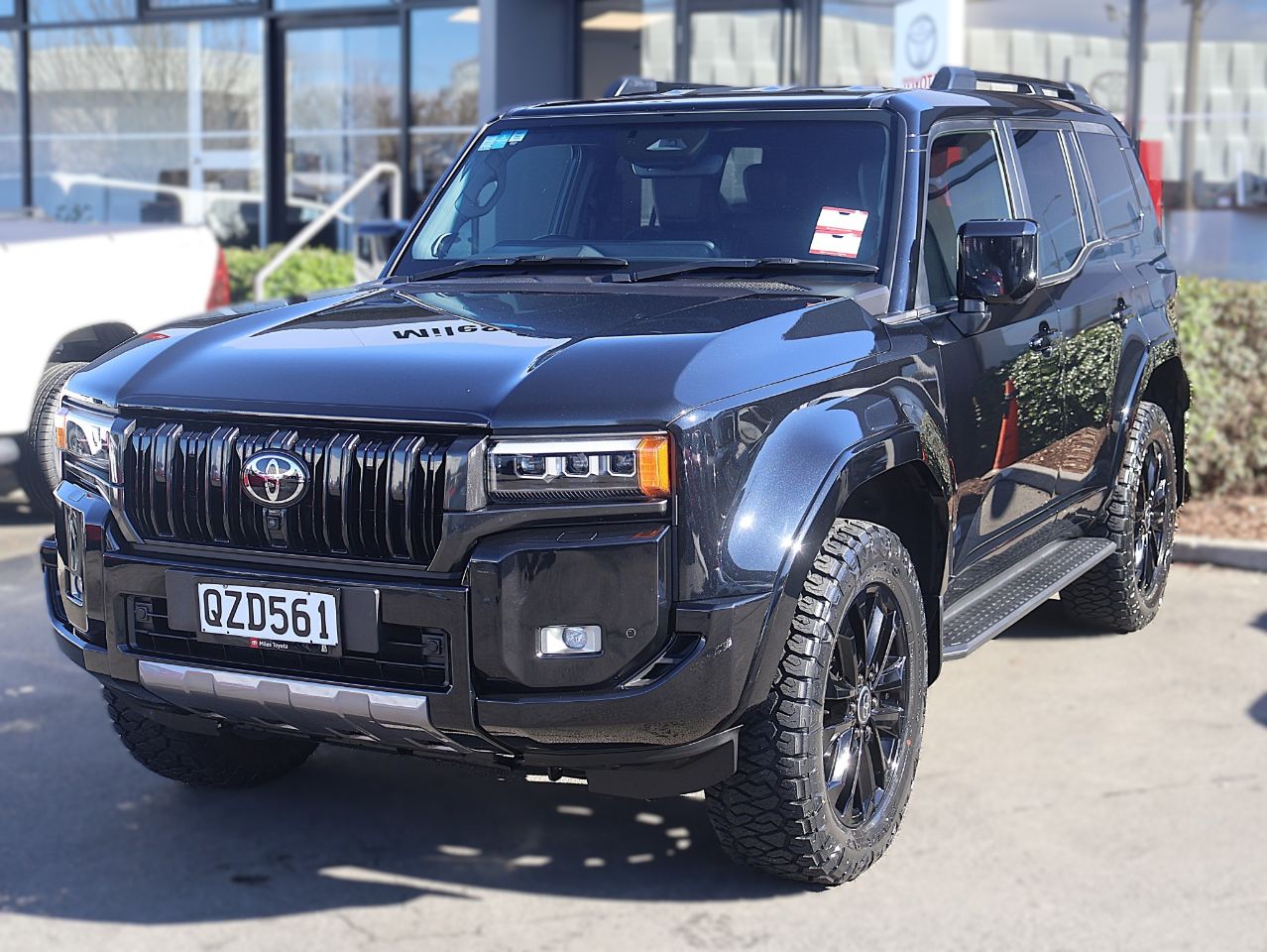 Vehicle image 3