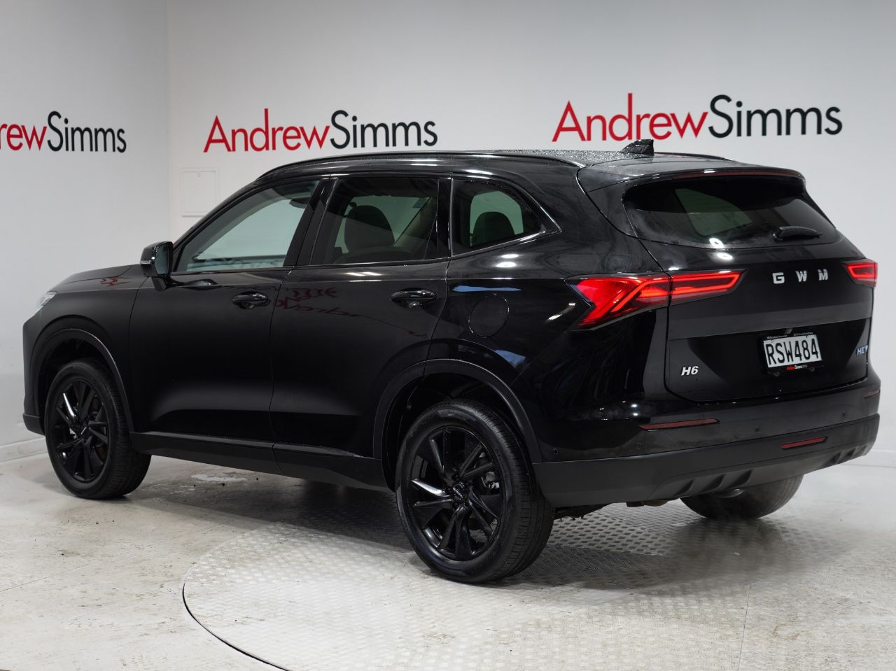 Vehicle image 3
