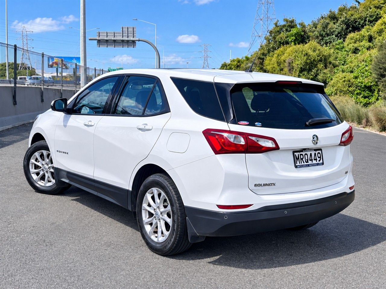 Vehicle image 3