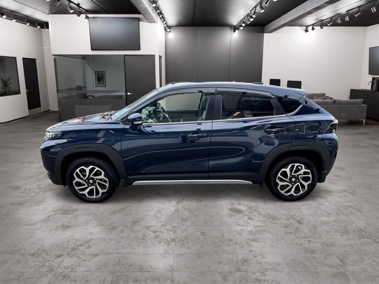 Vehicle image 3