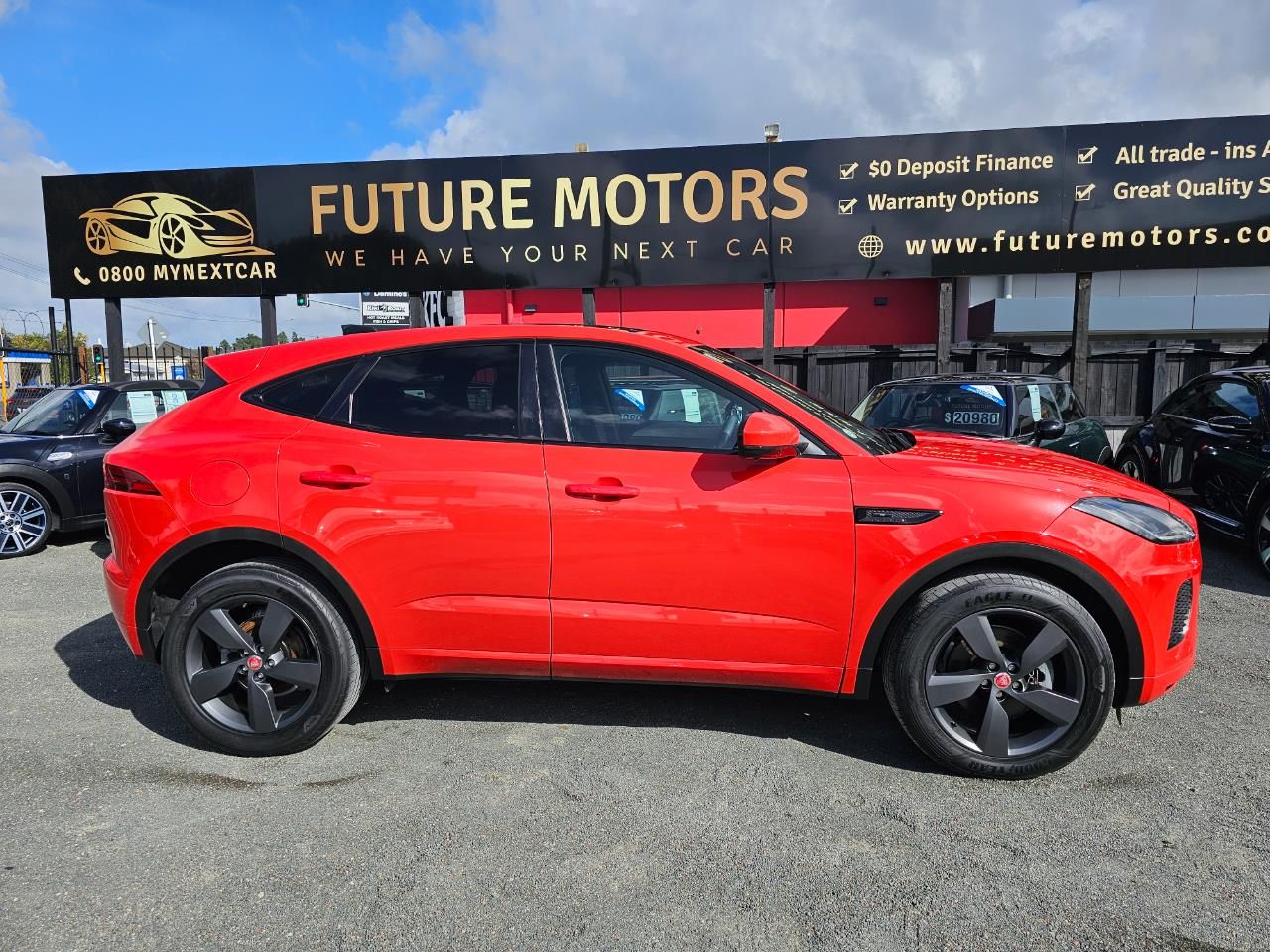 Vehicle image 4