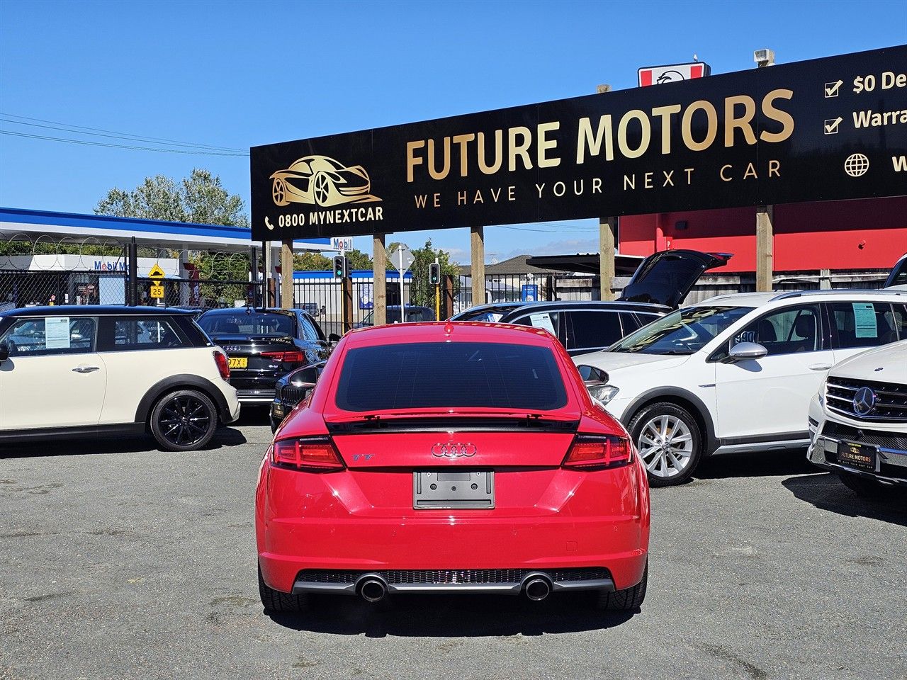 Vehicle image 5