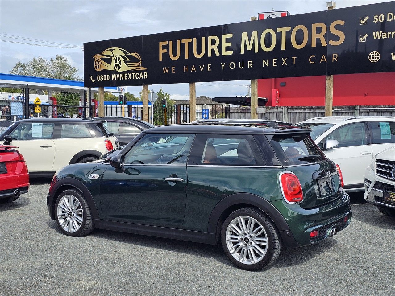 Vehicle image 4