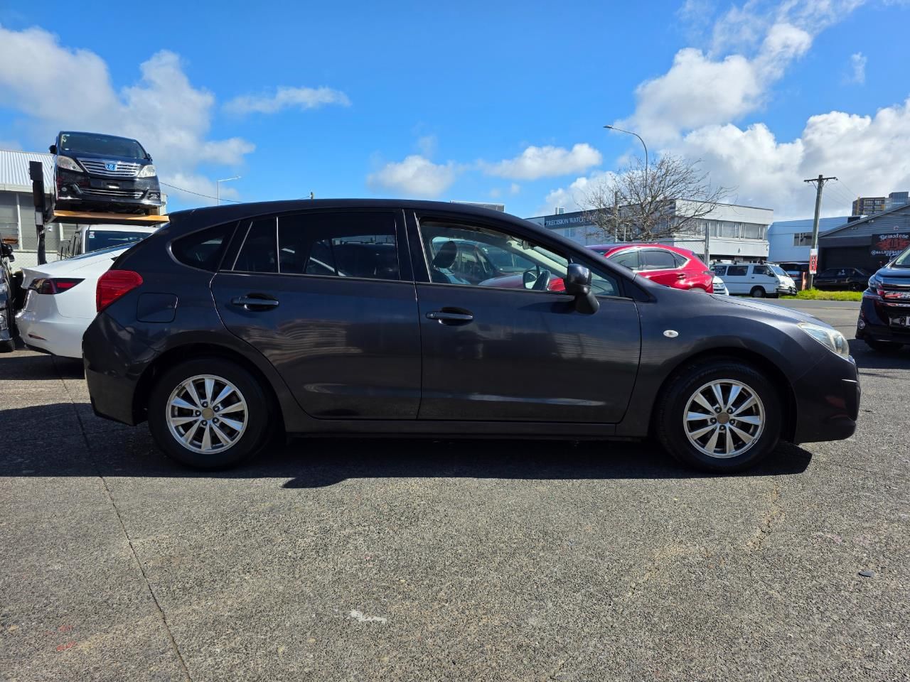 Vehicle image 4