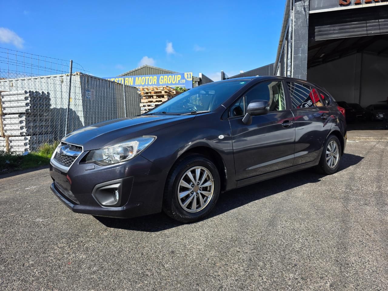 Vehicle image 4