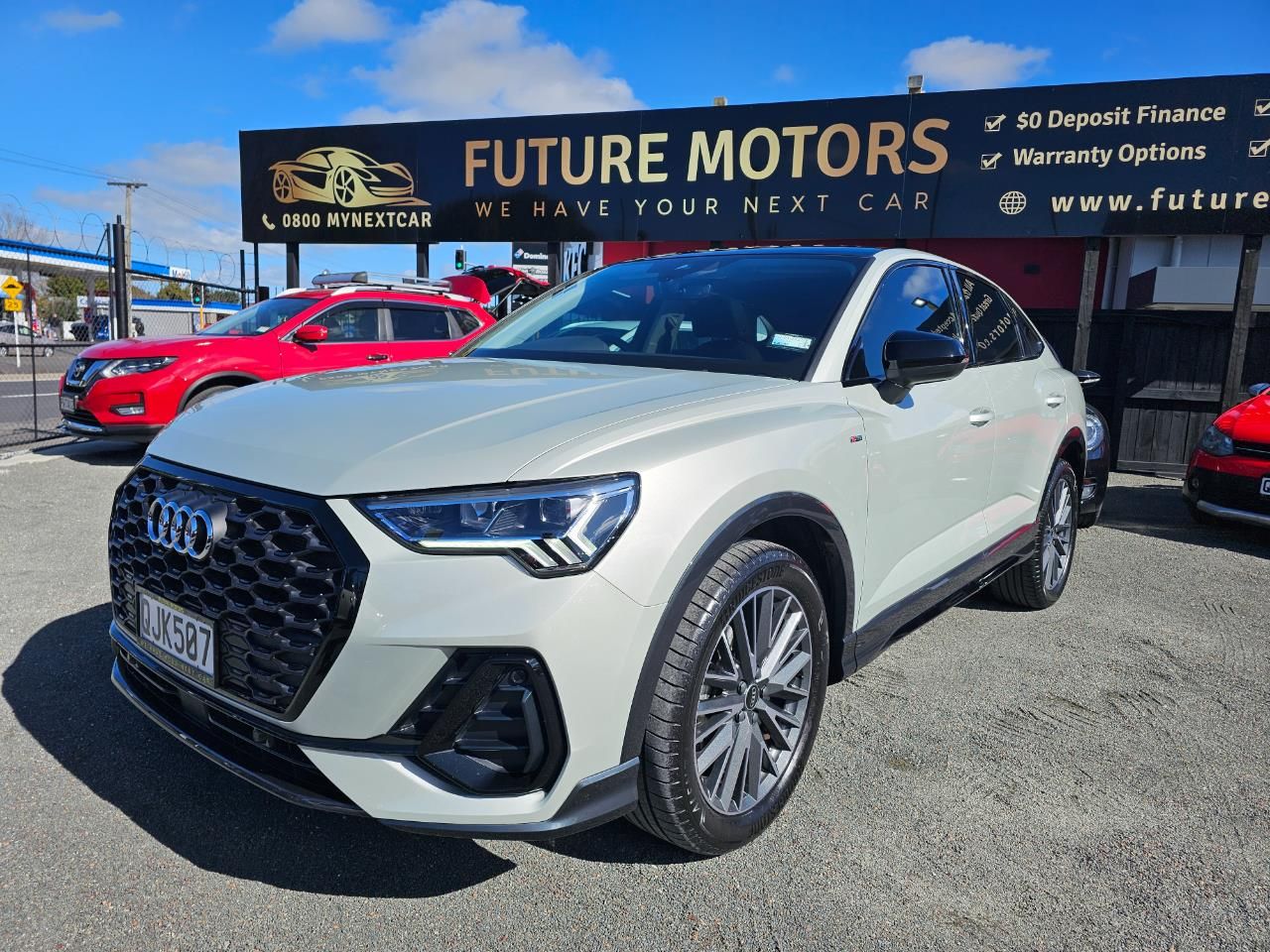Vehicle image 3
