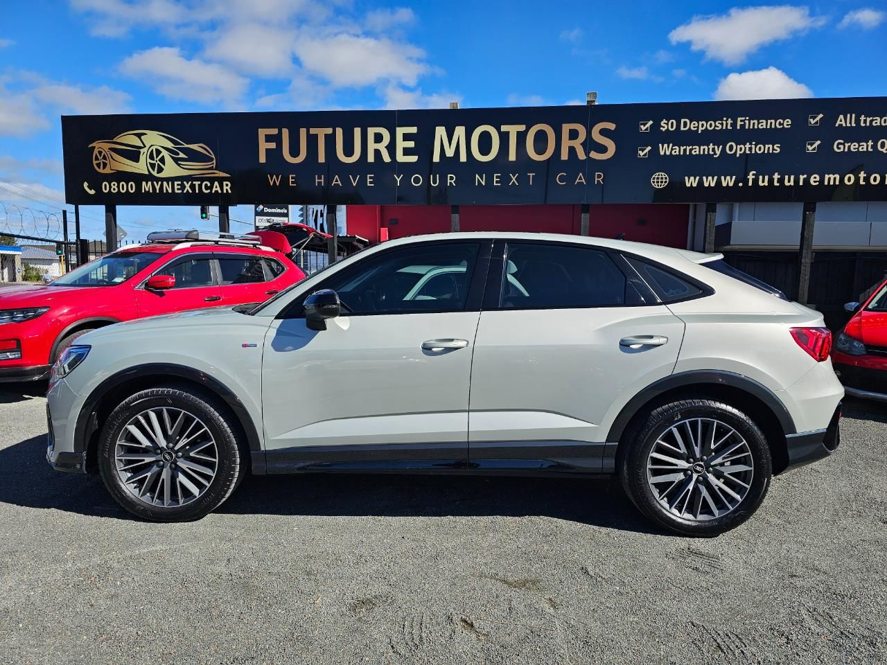 Vehicle image 5
