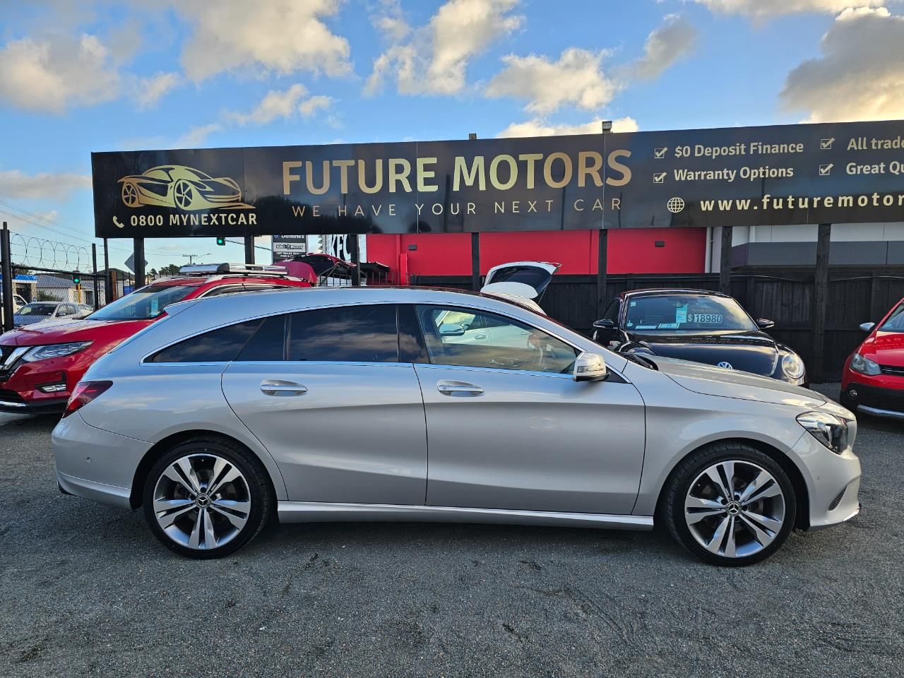 Vehicle image 5