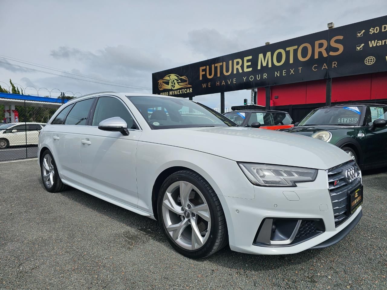 Vehicle image 1