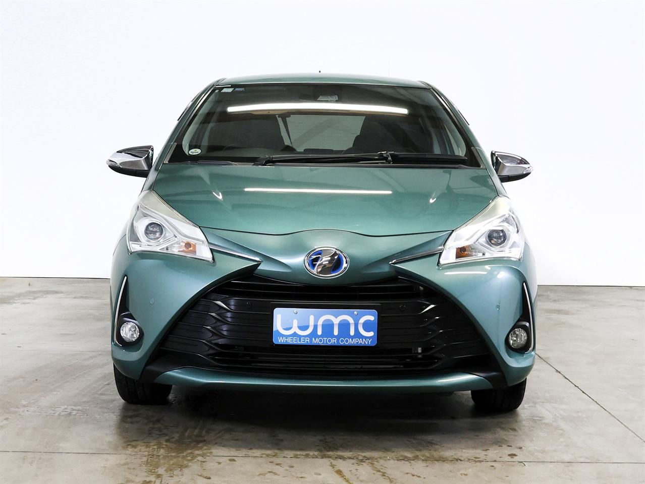 Vehicle image 3