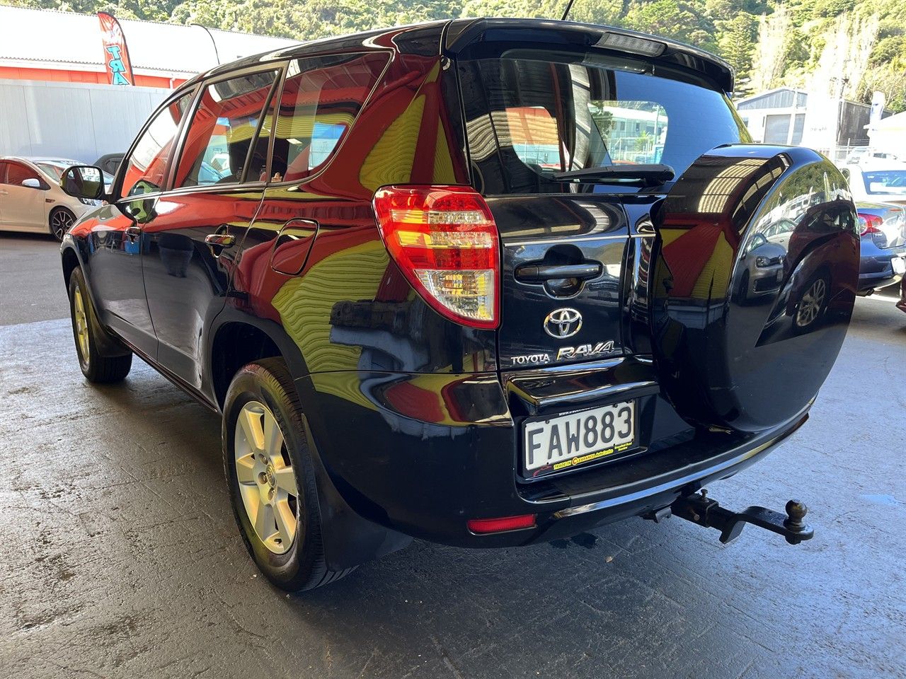 Vehicle image 4