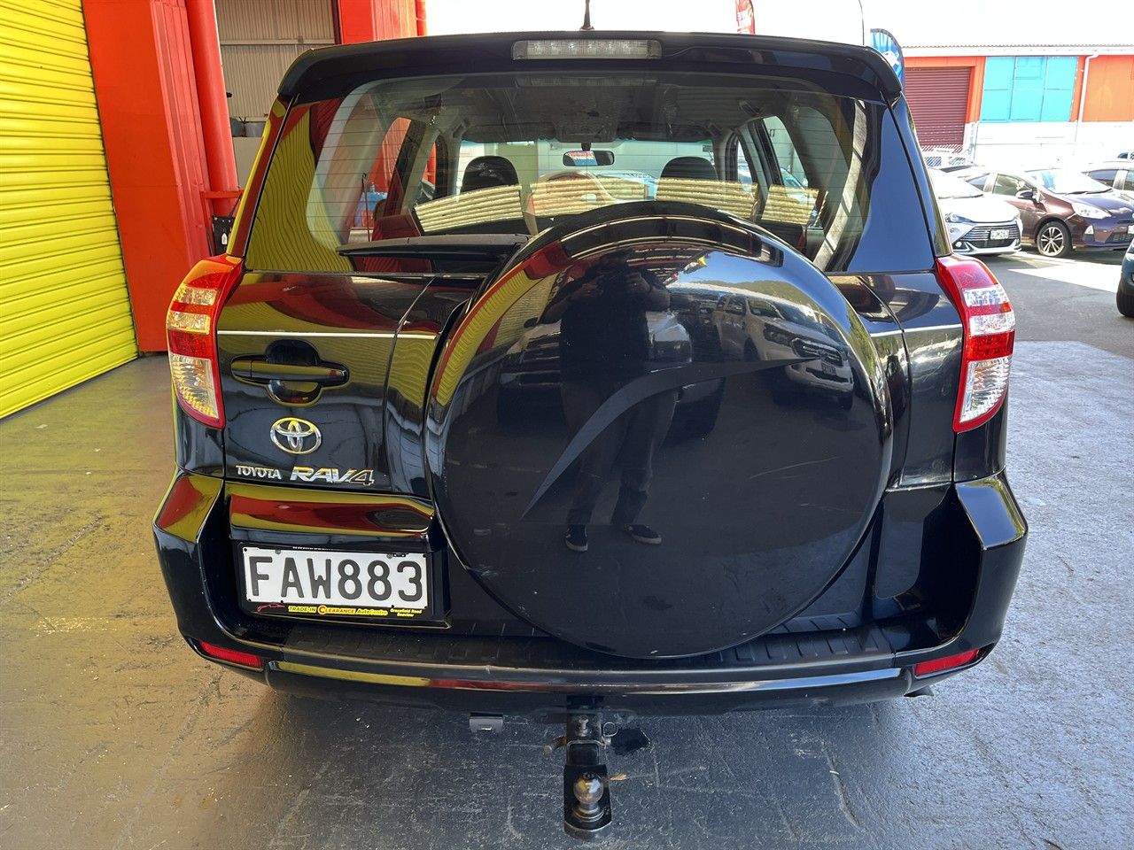 Vehicle image 5