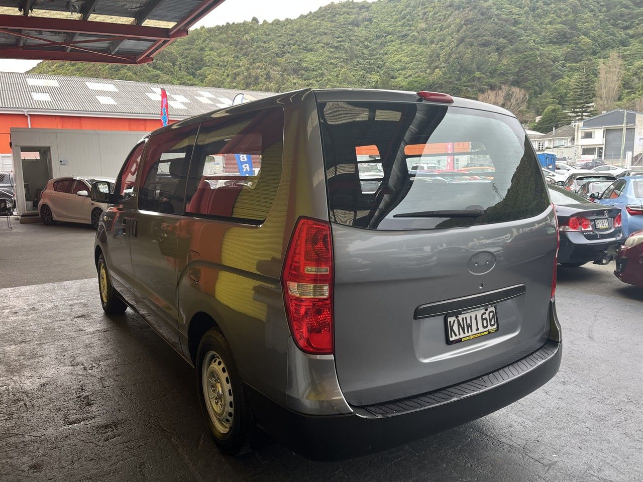 Vehicle image 4
