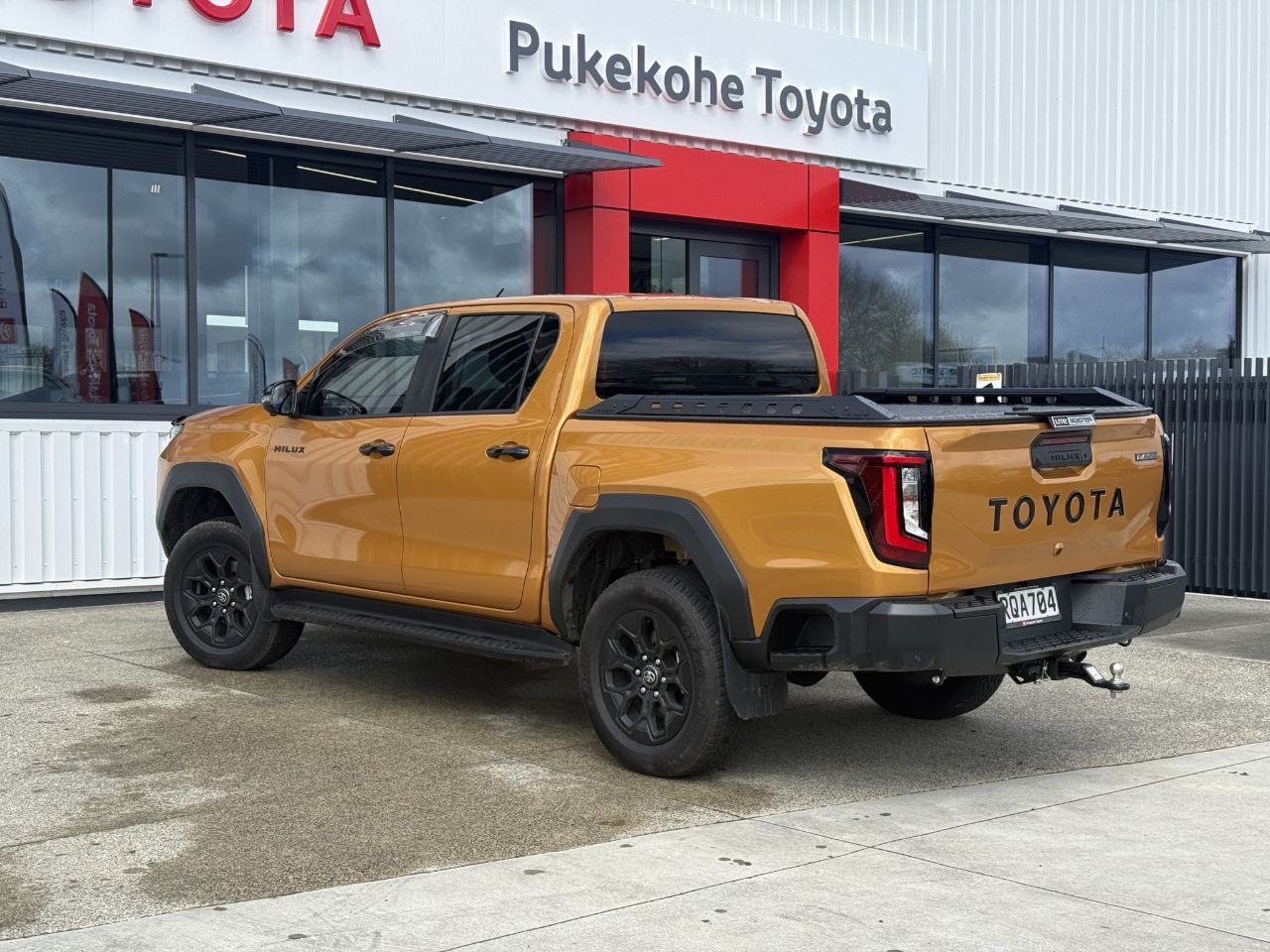 Vehicle image 5