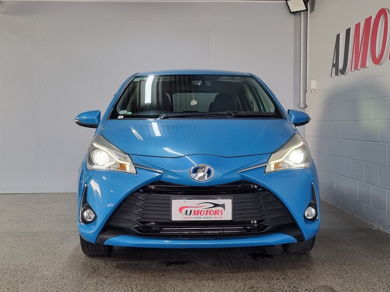 Vehicle image 2