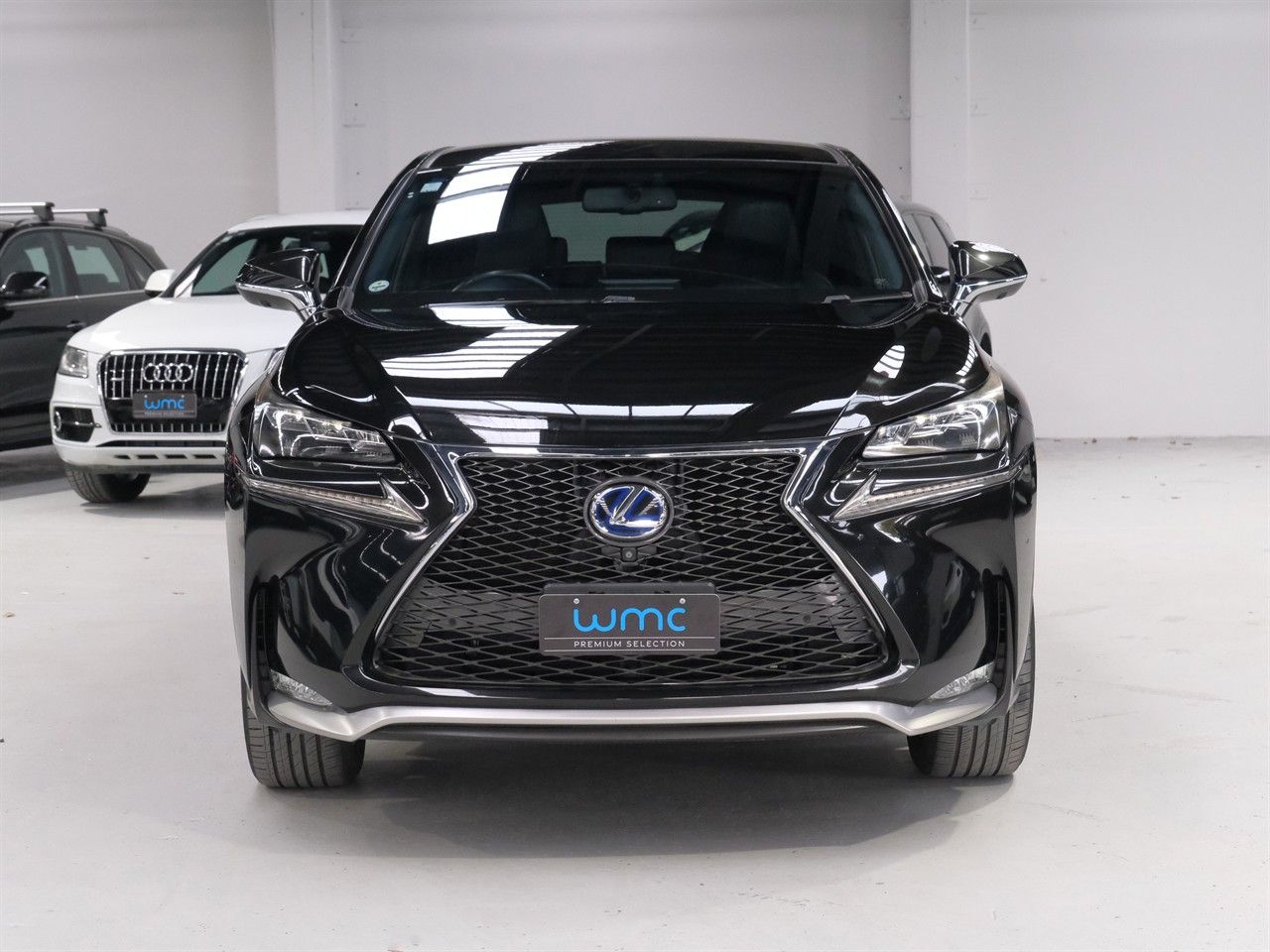 Vehicle image 3