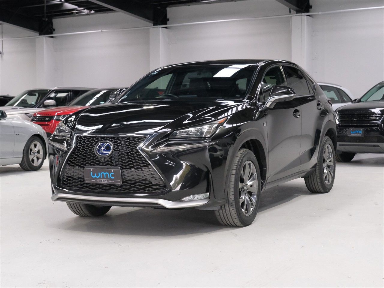 Vehicle image 4