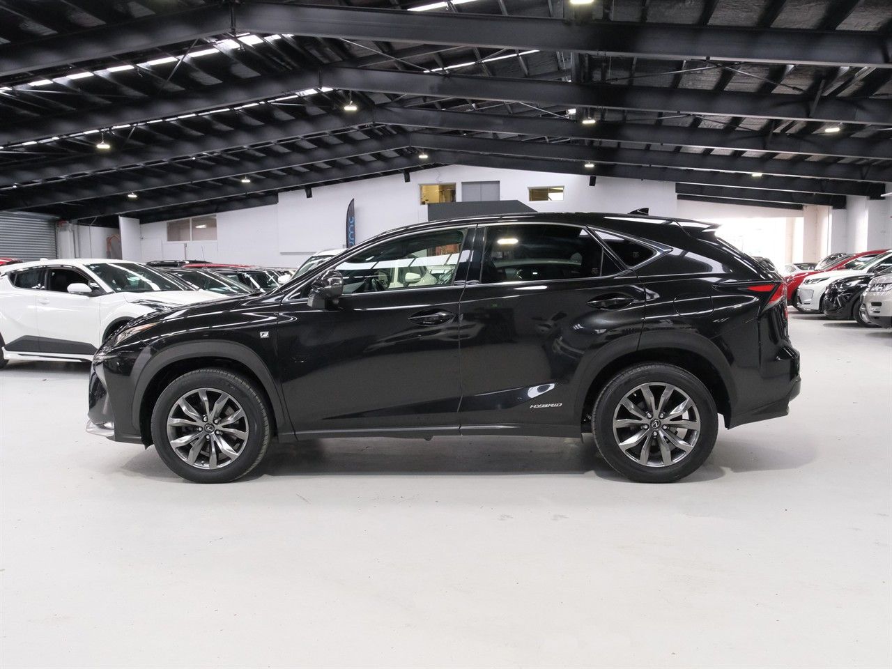 Vehicle image 5